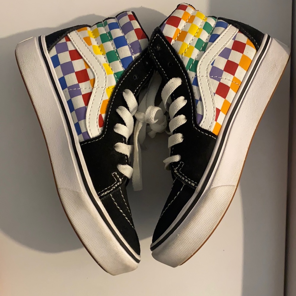 Vans high top size 13.5 toddler rainbow checkered